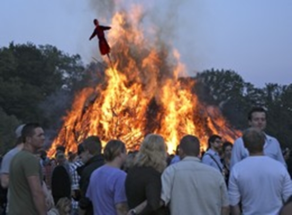 Sankt Hans aften i Hillerød Tisvildeleje